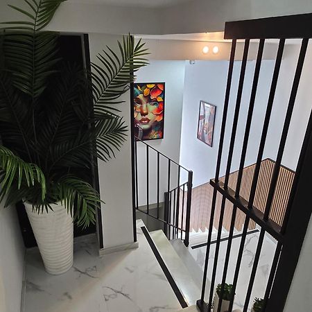 Lhome Seville Exterior photo